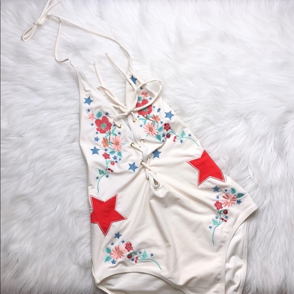 Topshop Other - TOPSHOP IVORY STAR FLORAL EMBROIDERED LACE UP SWM